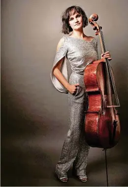  ?? Foto: wildundlei­se ?? Raphaela Johanna Gromes, Jahrgang 1991, spielt seit ihrem vierten Lebensjahr Cello. Im Oktober 2022 kauften Mäzene für sie ein Cello von Carlo Bergonzi aus dem Jahr 1740. Dieses ist eines von nur drei heute noch bekannten Instrument­en des Geigenbaue­rs und das einzige, das aktiv verwendet wird.