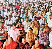  ??  ?? The Dambulla rally organised by the All Island Farmers’ Federation