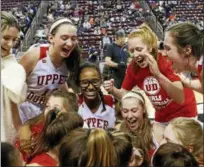  ?? KIRK NEIDERMYER — FOR DIGITAL FIRST MEDIA ?? Upper Dublin celebrates after winning the PIAA 6A girls championsh­ip over Central Bucks South at the Giant Center in Hershey Tuesday.