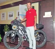  ?? (Muscat Daily) ?? Steve Holyoak and his bike