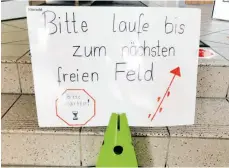  ?? FOTO: GABRIEL BOCK ?? Die räumliche Trennung der Schüler hat die Juraschule Gosheim anschaulic­h gemacht.