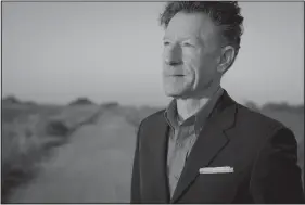  ?? Special to the Democrat-Gazette ?? Lyle Lovett and His Acoustic Group performs Friday at Fayettevil­le’s Walton Arts Center.