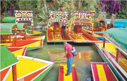  ??  ?? Serán revisados los 122 kilómetros de los 27 canales de Xochimilco.