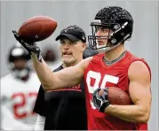  ?? CURTIS COMPTON/CCOMPTON@AJC.COM ?? Falcons tight end Eric Saubert has had a strong camp, according to head coach Dan Quinn, and will get a good look in tonight’s game.