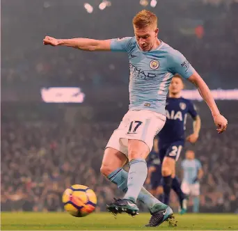  ?? AFP ?? Il tiro con cui Kevin De Bruyne, 26 anni, segna al Tottenham il gol del momentaneo 2-0