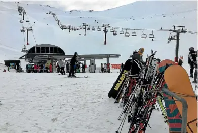  ??  ?? Mt Hutt has been voted New Zealand’s best ski resort three years running.