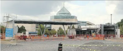  ?? JULIE OLIVER ?? The old Nortel campus under constructi­on in August, to make way for the National Defence headquarte­rs in Kanata.