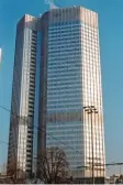  ?? Foto: dpa ?? Vergangene­s Jahr kaufte Patrizia den Eurotower in Frankfurt.