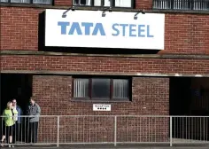  ??  ?? Facing closure: Tata’s Dalzell plant in Motherwell