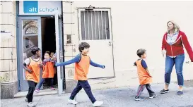  ??  ?? Real-world recess For playtime, kids get free run of nearby Pier 5 Brooklyn Bridge Park, thanks to a special permit.