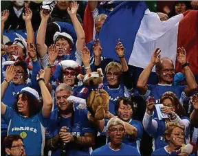  ??  ?? L’équipe de France sera soutenue par plus de 23 000 supporters à Lille.