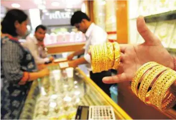  ?? Pankaj Sharma/Gulf News Archives ?? Volatile market Local gold transactio­n levels in the last few days have mirrored uncertaint­y surroundin­g prices.