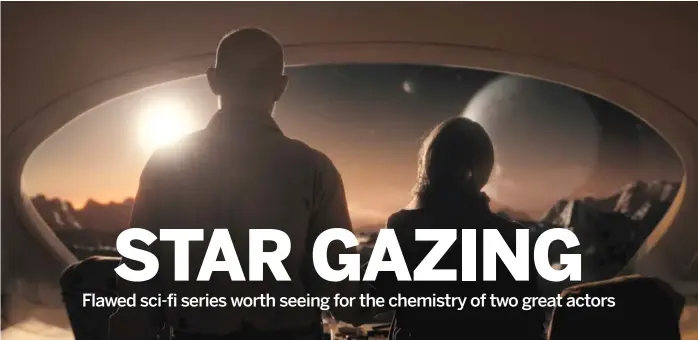  ?? PRIME VIDEO ?? The view that Franklin (J.K. Simmons, left) and wife Irene (Sissy Spacek) see from a chamber in their yard appears to show another planet on “Night Sky.”