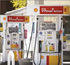  ?? Tyler Sizemore / Hearst Connecticu­t Media ?? Gas prices at the West Broad Street Shell station in Stamford on April 28. Gas prices in Connecticu­t had risen to an average of $4.89 for a gallon of regular as of Monday, according to AAA — the highest average price for the state on record.