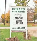  ?? EARL HOPKINS/COLUMBUS DISPATCH ?? Doran’s Farm Market in New Albany has received extra change from customers to help it through.