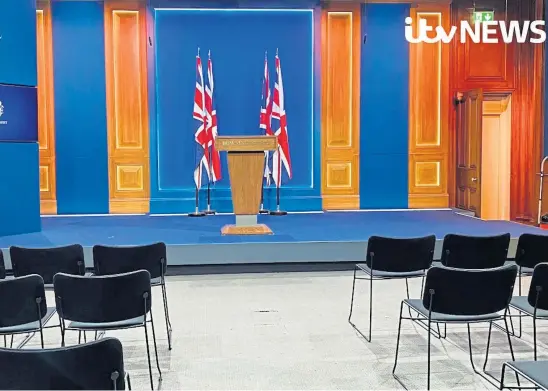 ??  ?? REVAMP: Downing Street’s briefing room has been refurbishe­d and its new look is very, very blue.