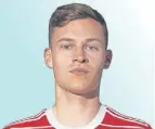 ?? ?? Joshua Kimmich
Alter: 27
Position: Mittelfeld
Verein: FC Bayern München A-Länderspie­le/-tore: 70/5 Beziehungs­status: verheirate­t mit Lina Meyer