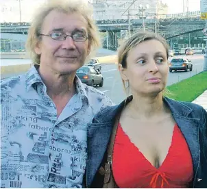  ??  ?? Stephen and Nelli Kellaway after she underwent cosmetic surgery in Moscow