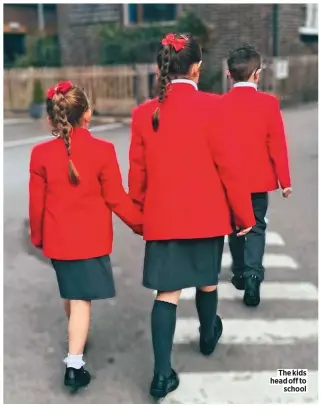  ?? ?? The kids head off to school