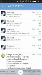  ??  ?? Veel Androidapp­s zitten vol verrassing­en: de eerste de beste zaklampapp communicee­rt al met meer servers dan in dit screenshot passen.