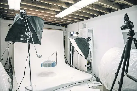  ??  ?? FURNITURE SNAPS: A small studio near the factory floor is used to photograph products at Plexi-Craft in New York.