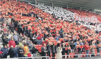  ?? ?? Sunderland fans, who were amazing all night at the Stadium of Light.