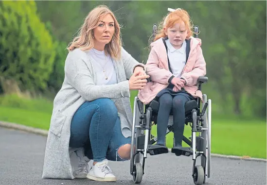  ?? Picture: Michael Traill. ?? Saline Primary School pupil Evie Fraser no longer has her pupil support assistant after budget cuts mean the role was axed. Mum Lyndsay says this is putting her daughter at risk.