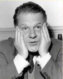  ??  ?? Lawrence Durrell (1912-1990).