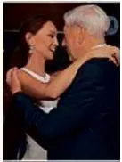  ?? HOLAMAGAZI­NE ?? PREYSLERAN­DVARGAS LLOSA could have danced all night in Lisbon, Portugal.