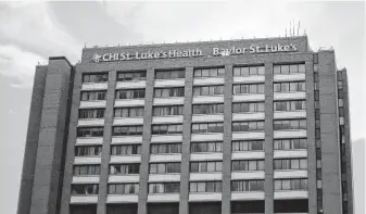  ?? Elizabeth Conley / Houston Chronicle ?? Baylor St. Luke's Medical Center resumed its heart transplant program on June 15 after a two-week review following an investigat­ive story by the Houston Chronicle and ProPublica.