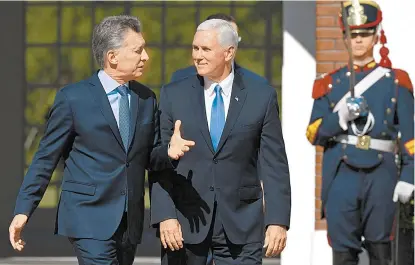  ??  ?? Pence elogió el liderazgo de Argentina y felicitó a Macri por “restaurar la imagen del país en el mundo”.
