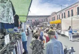  ?? LA CRÓNICA ?? Primer mercadillo celebrado en Las Vaguadas, ayer.