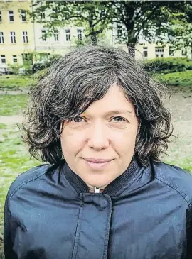  ?? MARÍA-PAZ LÓPEZ ?? Yevgenia Belorusets, esta semana en un parque de Berlín