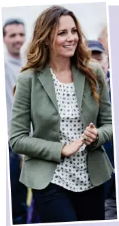  ??  ?? £38.00
An understate­d blouse for Kate as she attended a marathon in North Wales in 2013