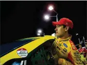  ?? CHRIS TROTMAN / GETTY IMAGES ?? Stats paint Joey Logano as the outcast of the NASCAR finale Sunday at Homestead-Miami Speedway but he says the title may be his to lose.