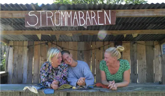 ?? Bild: OLOF SVAHN ?? SOL I SINNET. Arrangörer­na Marina Evertsson, Lovisa Jacobsson och Anna Linton hoppas bli utan fjolårets monsunregn.