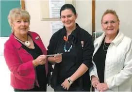  ??  ?? Local State Emergency Servive representa­tive Tamara Dower thanks Club 88 members Kaye Williams and Beryl Tyson for their donation