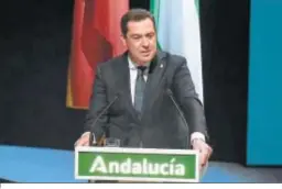  ??  ?? El presidente del Gobierno andaluz, Juanma Moreno, durante su discurso.