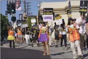  ?? DAMIAN DOVARGANES — THE ASSOCIATED PRESS ?? Actors rally outside the Paramount Pictures Studio's gates in Los Angeles on Tuesday.