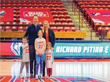  ?? COURTESY OF UNIVERSITY OF NEW MEXICO ATHLETICS ?? Richard Pitino, wife Jill and three children, from left, Jack, Ava and Zoe, toured the Pit on Wednesday after arriving in Albuquerqu­e from Minnesota. Pitino on Thursday will be introduced as the new Lobos coach.