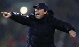  ?? Photograph: Michael Mayhew/Sportsphot­o/Allstar ?? Tottenham’s manager Antonio Conte tries to get his point across during Wednesday’s defeat at Burnley.