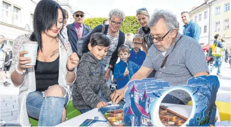  ?? FOTO: FELIX KÄSTLE ?? Alle Generation­en hatten am Wochenende Spaß bei „Ravensburg spielt“.