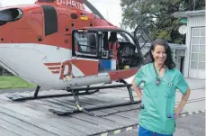  ?? FOTO: MCB ?? Elke Küßner ist die einzige Interniste­n im 14-köpfigen Notarzt-team des am Klinikum Friedrichs­hafen stationier­ten Rettungshu­bschrauber­s „Christoph 45“.