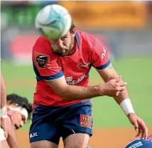  ?? PHOTO: ANDY JACKSON/FAIRFAX NZ ?? Tasman halfback Billy Guyton launches another Makos’ attack.