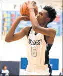  ?? STEVE JOHNSTON / DAILY SOUTHTOWN ?? Hillcrest’s Jakobi Heady finished with 15 points and 8 rebounds against Rich Central.
