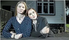  ??  ?? Harriet, left, and Alice Campbell have been stalked obsessivel­y over the internet.