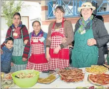  ??  ?? Les mamans seront là pour assurer la restaurati­on