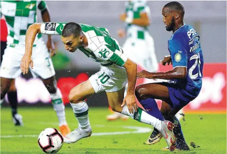  ??  ?? Na despedida do Belenenses, Zakarya saiu a segundos do intervalo. O jogo estava 0-0 e terminou 1-1