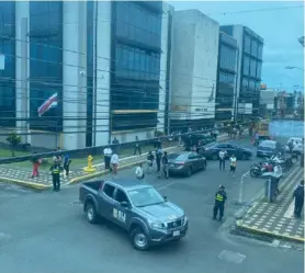  ?? CORTESÍA ?? Un gran movimiento policial se dio en los Tribunales de Limón.