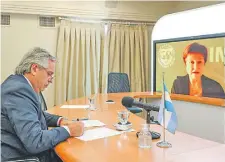  ??  ?? El presidente argentino, Alberto Fernández, conversa con la jefa del FMI, Kristalina Georgieva. (EFE)